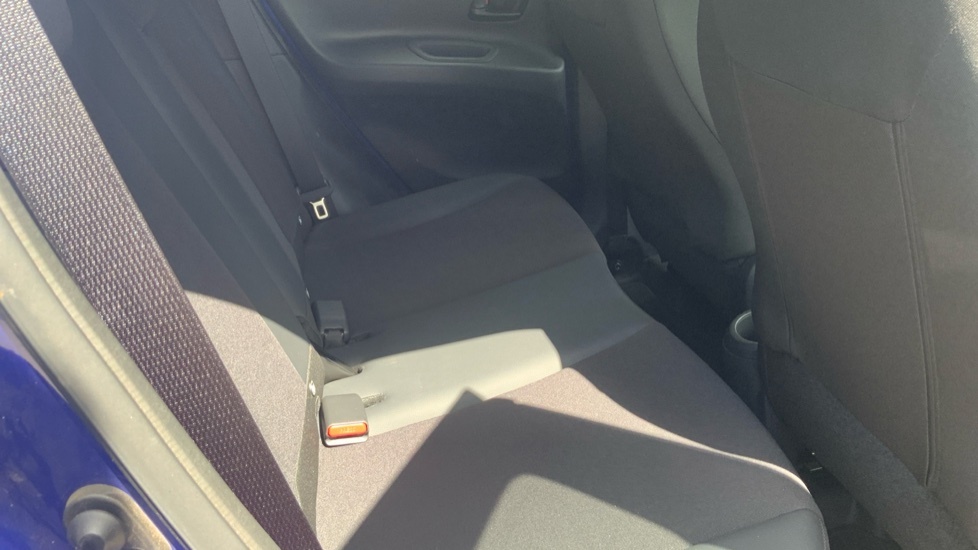 Toyota Aygo X 1L Edge White #8