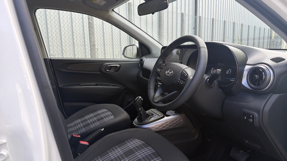 Hyundai I10 Advance Green #12