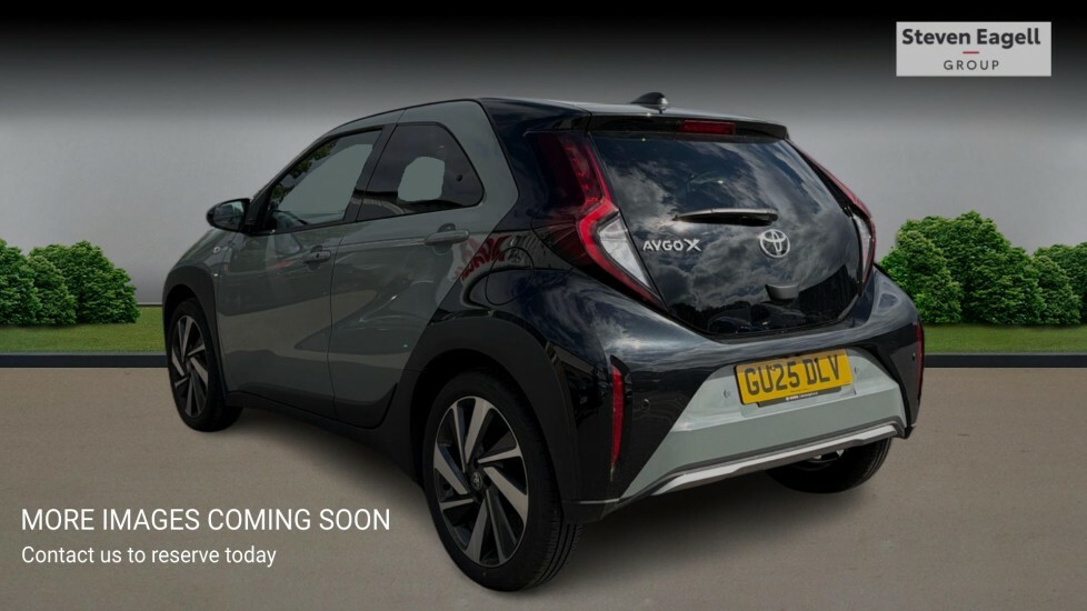 Toyota Aygo X 1.0 Vvt-i Exclusive X-shift Euro 6 Ss Green #2