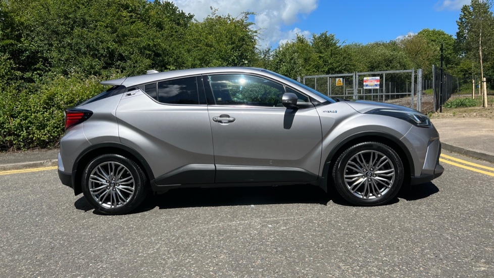 Toyota C-Hr Design Blue #16