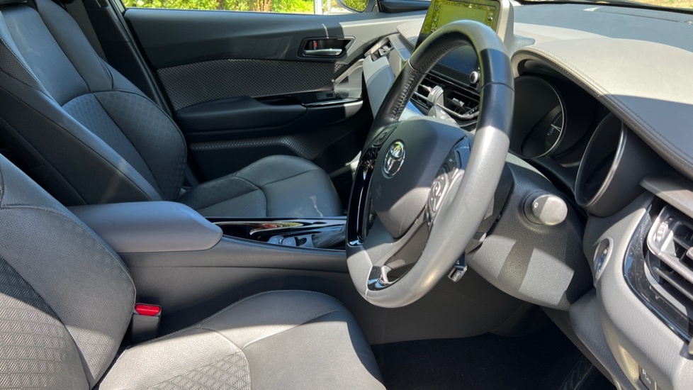 Toyota C-Hr Design Blue #11
