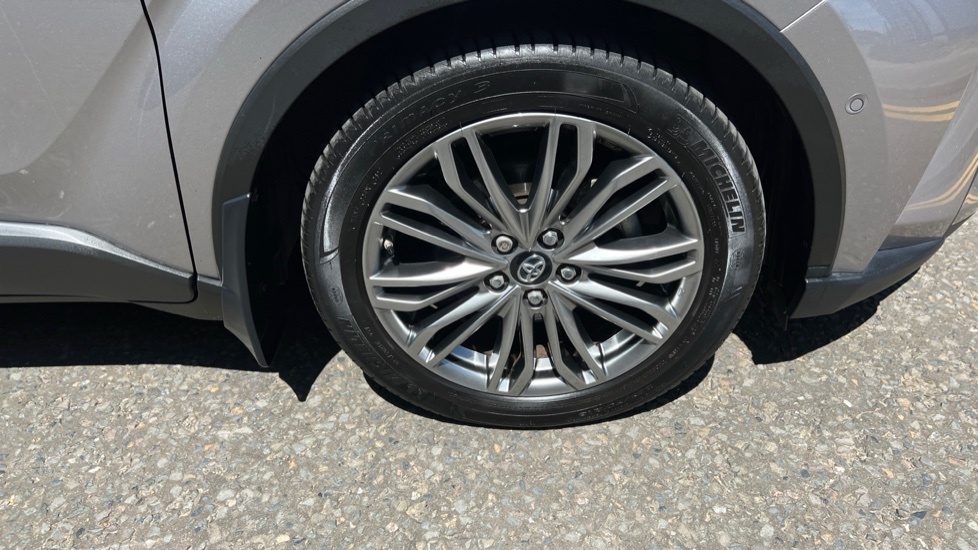Toyota C-Hr Design Blue #37