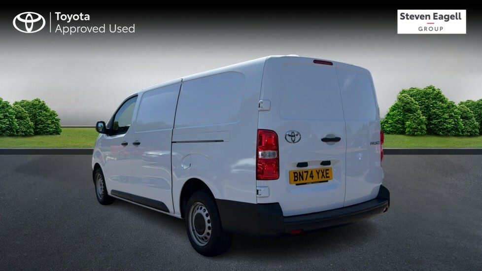 Toyota PROACE 2.0D Active Long Panel Van Lwb Euro 6 6Dr BN74YXE White #4