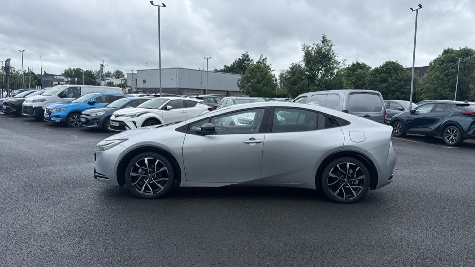 Toyota Prius Excel #24