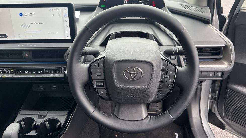 Toyota Prius Excel #7