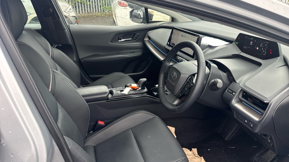 Toyota Prius Excel #12