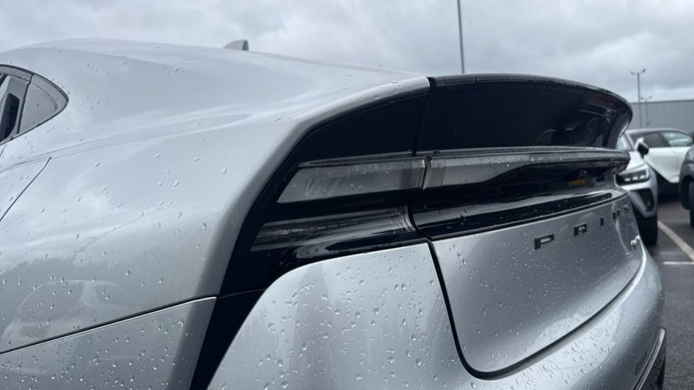 Toyota Prius Excel #21