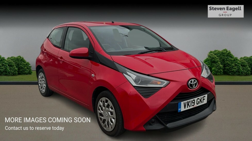 Toyota Aygo 1.0 Vvt-i X-play Euro 6 Red