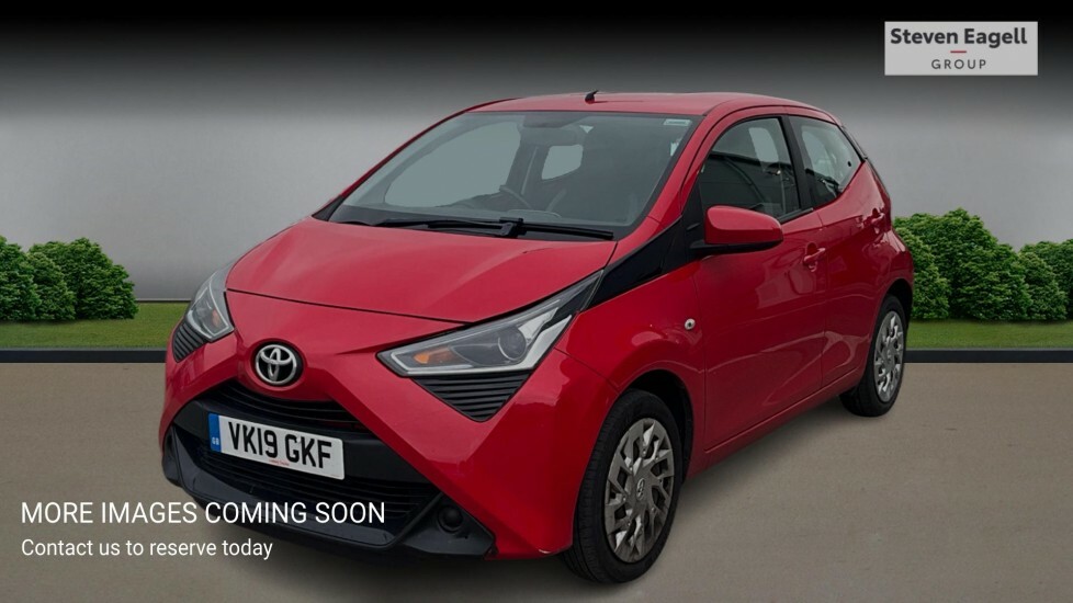 Toyota Aygo 1.0 Vvt-i X-play Euro 6 Red #3