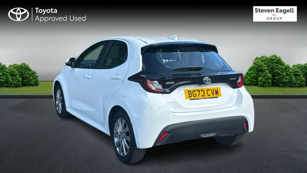Toyota Yaris 1.5 Vvt-h Icon E-cvt Euro 6 Ss White #4