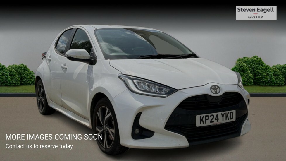 Toyota Yaris 1.5 Vvt-h Design Hatchback Hybrid E-cvt White