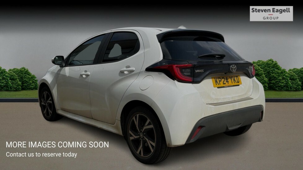 Toyota Yaris 1.5 Vvt-h Design Hatchback Hybrid E-cvt White #2