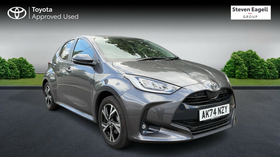 Toyota Yaris 1.5 Vvt-h Design Hatchback Hybrid E-cvt Grey