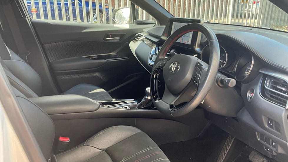 Toyota C-Hr 2.0 Hybrid Excel #12