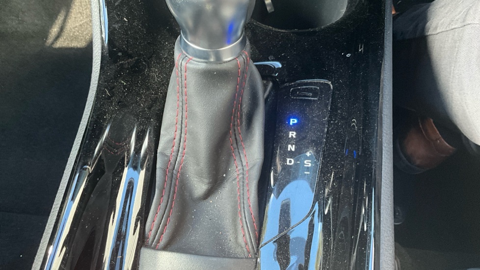 Toyota C-Hr 2.0 Hybrid Excel #35