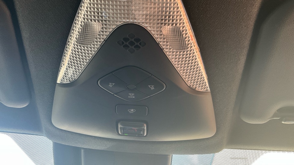 Toyota C-Hr 2.0 Hybrid Excel #19