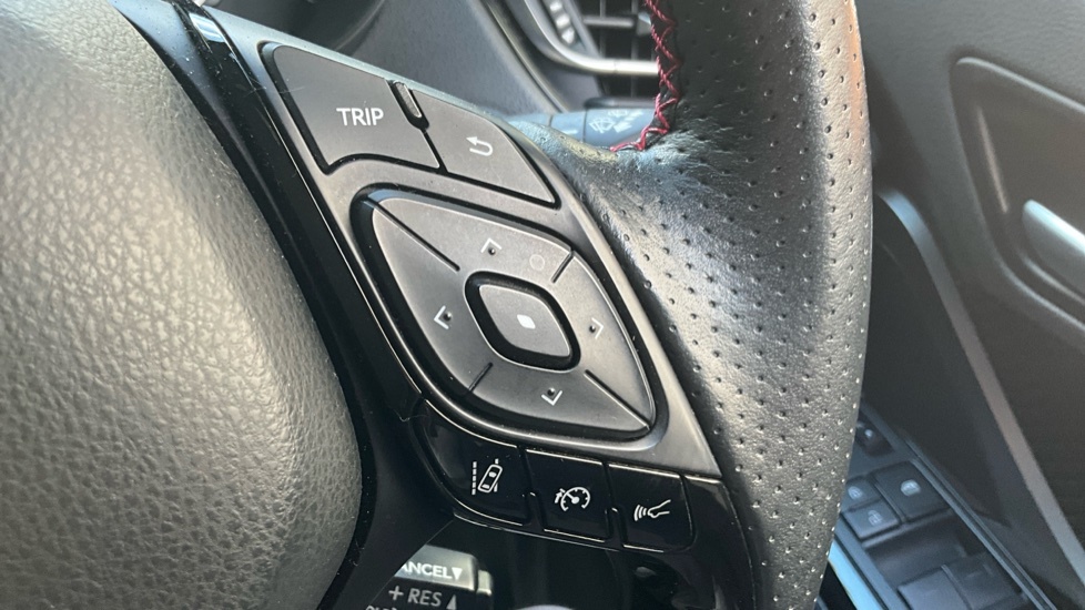 Toyota C-Hr 2.0 Hybrid Excel #33