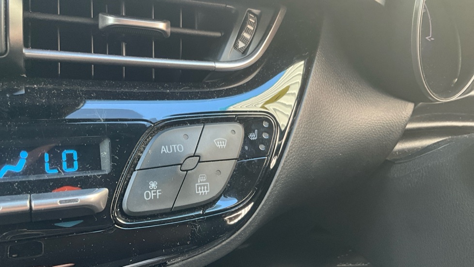 Toyota C-Hr 2.0 Hybrid Excel #30