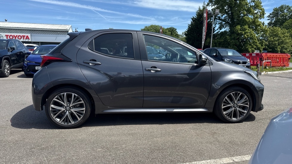 Toyota Yaris Excel Green #23