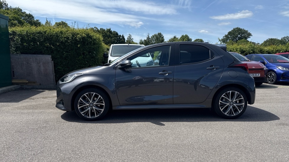Toyota Yaris Excel Green #24