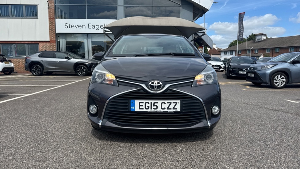Toyota Yaris Active  #22