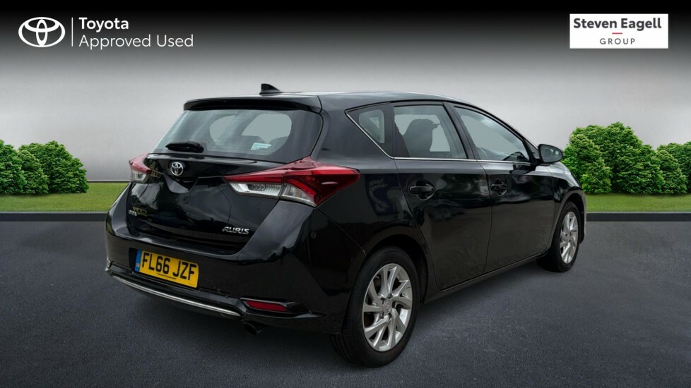 Toyota Auris 1.2 Vvt-i Business Edition Euro 6 Ss Black #2