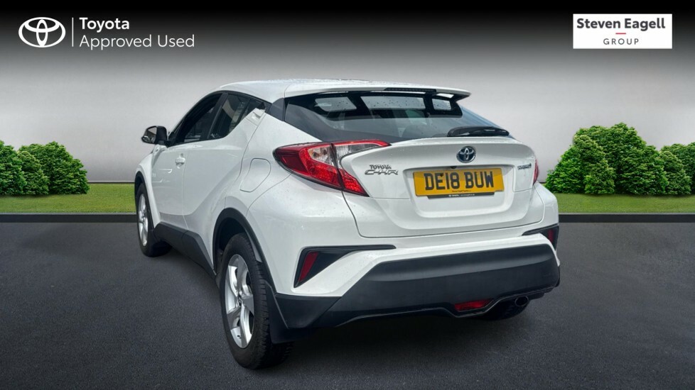 Toyota C-Hr 1.8 Vvt-h Icon Cvt Euro 6 Ss White #4