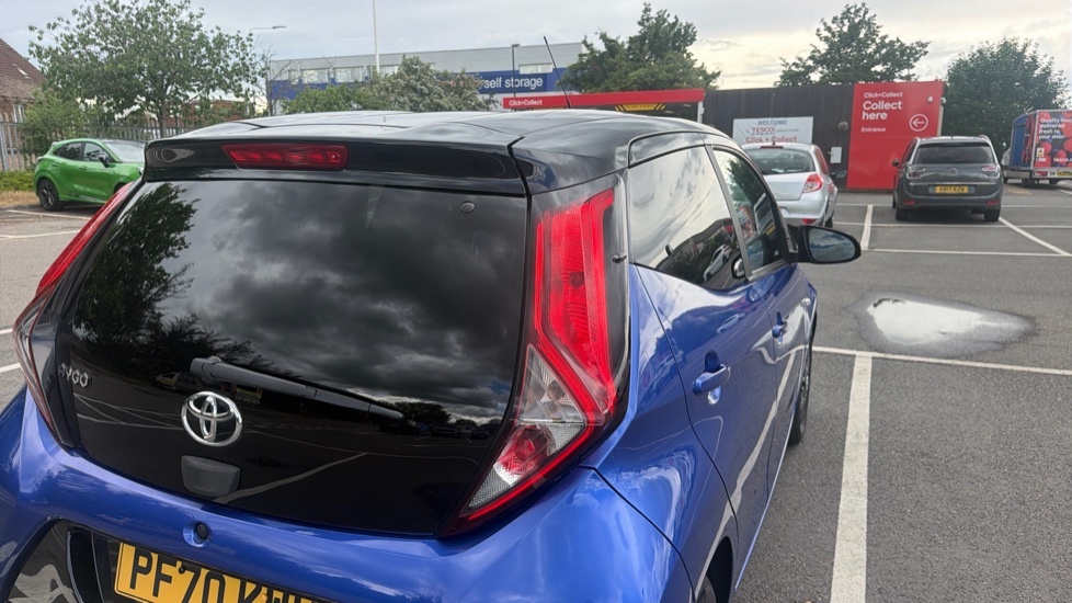 Toyota Aygo Hatchback Black #21