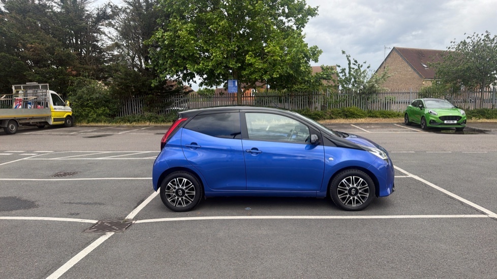 Toyota Aygo Hatchback Black #22