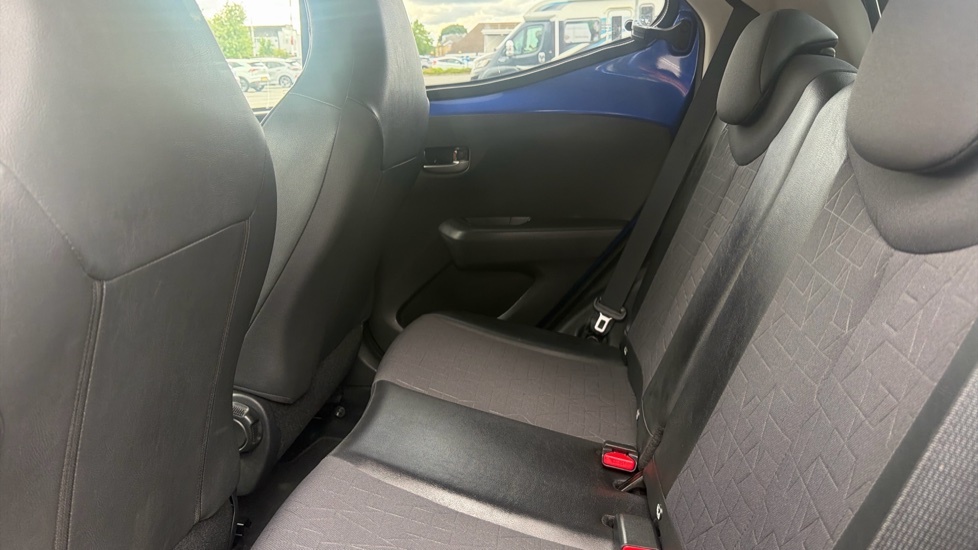Toyota Aygo Hatchback Black #15
