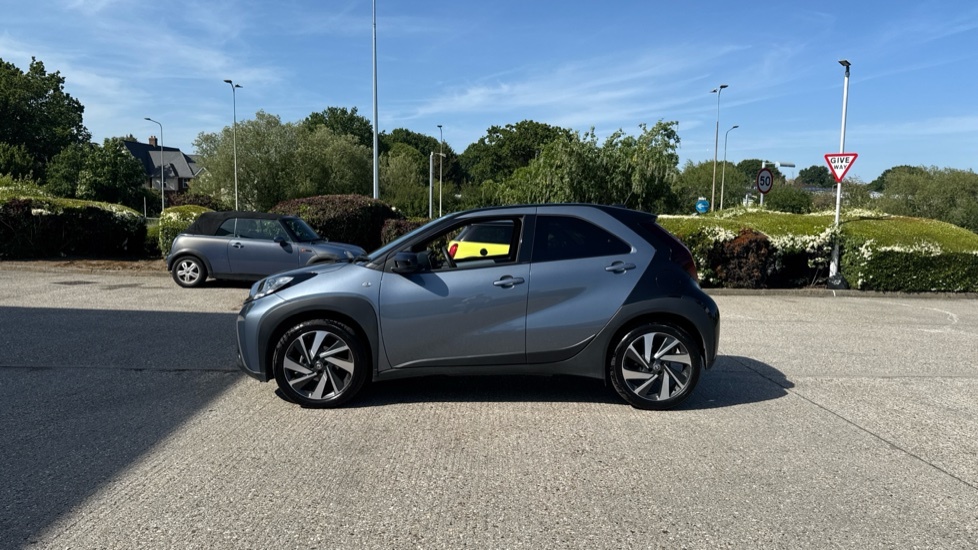 Toyota Aygo X Edge Red #23