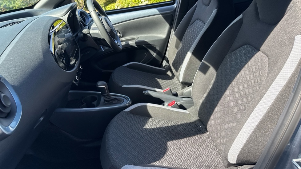Toyota Aygo X 1.0 Vvt-i Edge X-shift Euro 6 Ss Grey #5