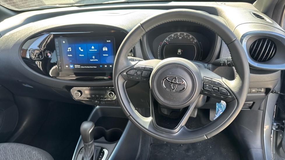 Toyota Aygo X Edge Red #7