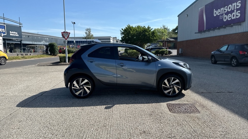 Toyota Aygo X Edge Red #22