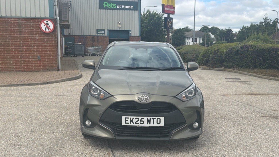Toyota Yaris Excel Green #22
