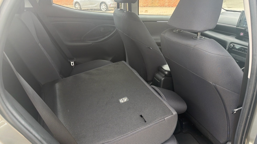 Toyota Yaris Excel Green #18