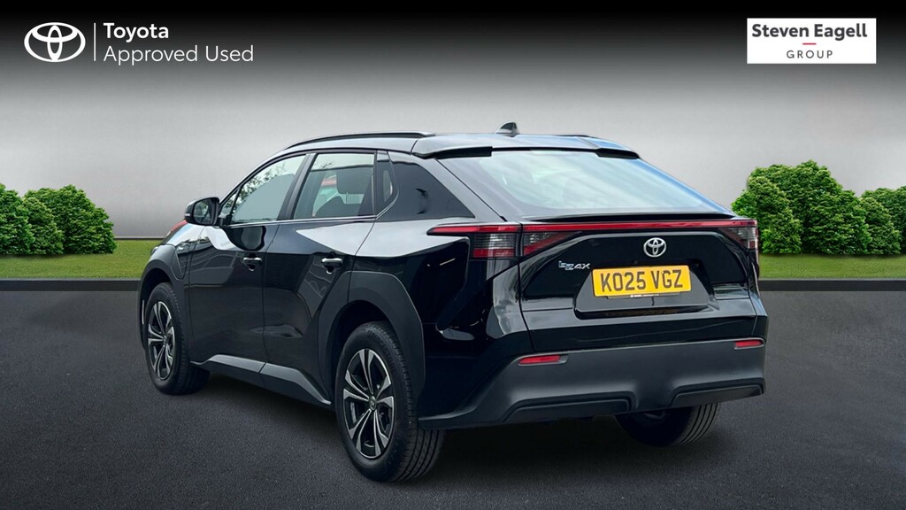 Toyota bZ4X 71.4Kwh Pure 11Kw Obc Black #4
