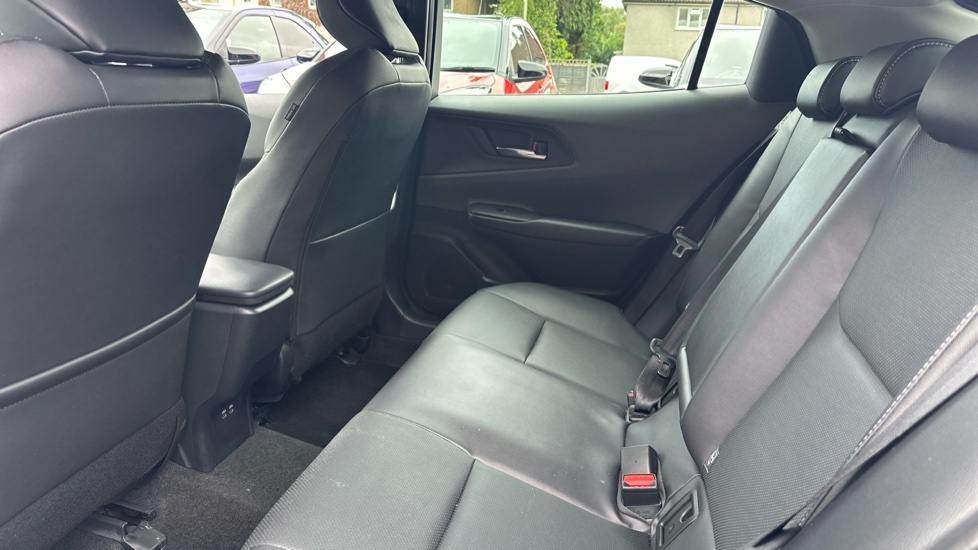 Toyota Prius Excel #15
