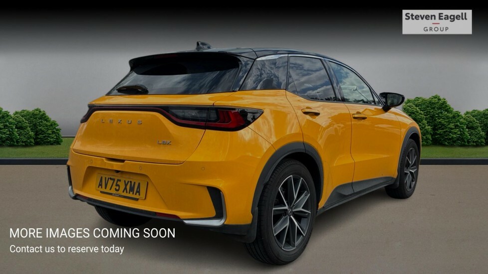 Lexus LBX 1.5 Vvt-ie Premium Plus Design E-cvt Euro 6 Ss Yellow #4