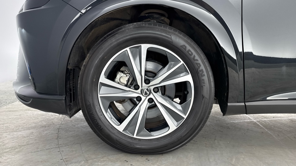 Lexus RX 450H Takumi #19