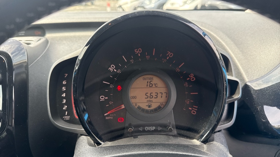Toyota Aygo Hatchback Silver #11