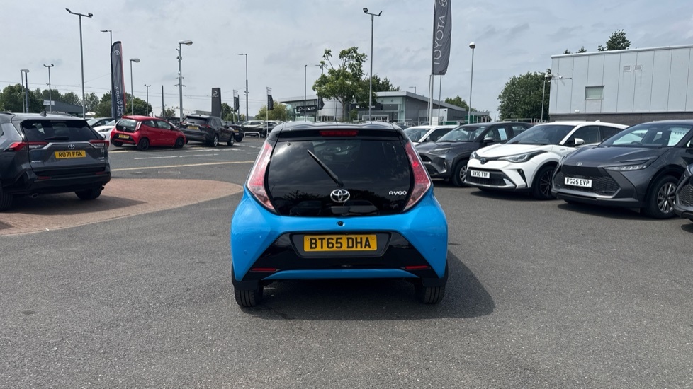 Toyota Aygo Hatchback Silver #26