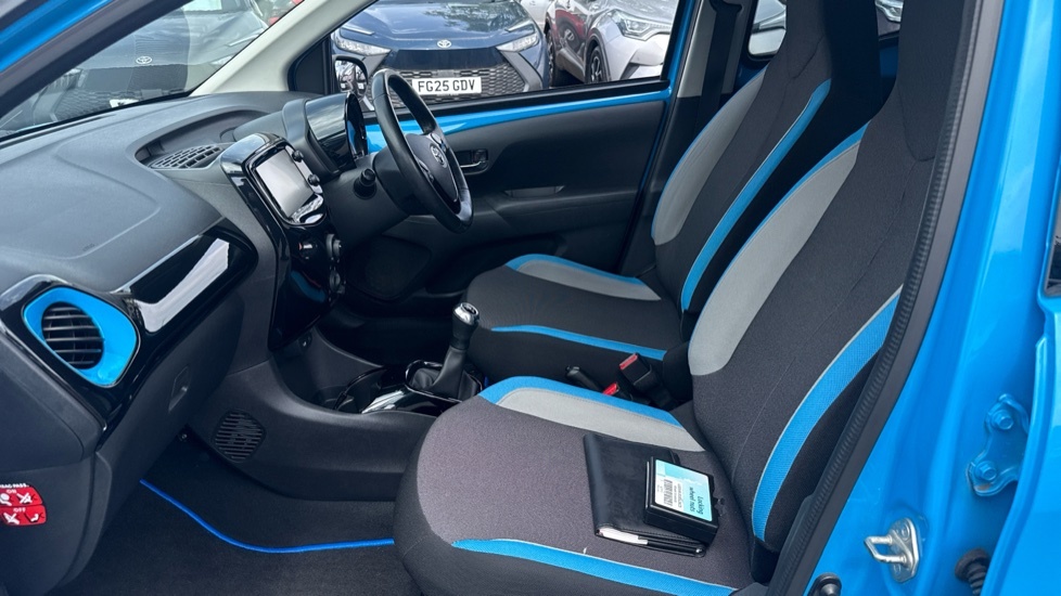 Toyota Aygo 1.0 Vvt-i X-cite Euro 6 Blue #5