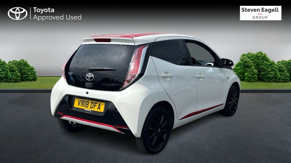 Toyota Aygo 1.0 Vvt-i X-press Euro 6 White #2