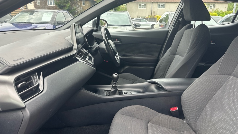 Toyota C-Hr 1.2 Vvt-i Icon Euro 6 Ss Grey #5
