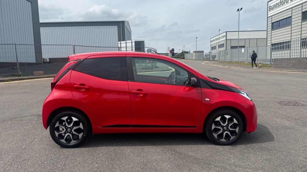 Toyota Aygo Hatchback Grey #23