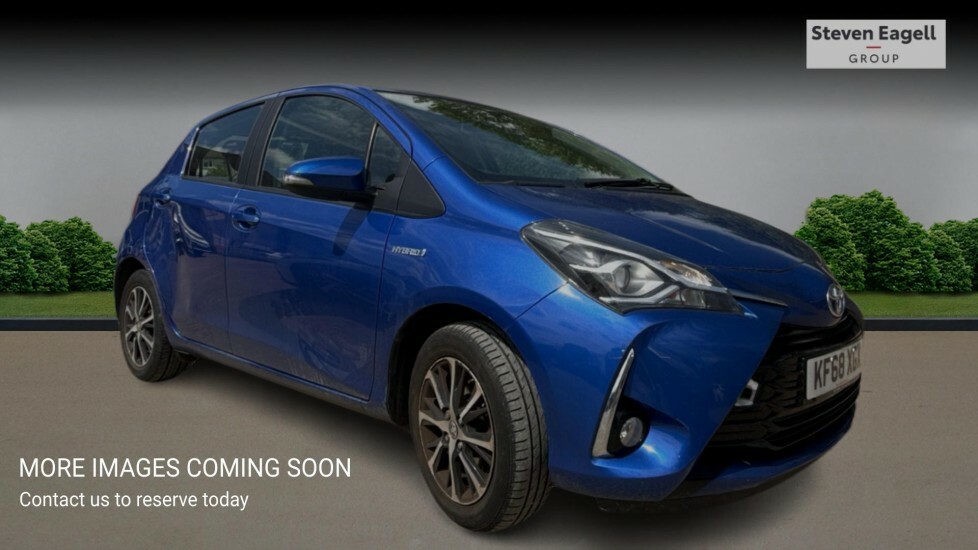 Toyota Yaris Active Brown #1