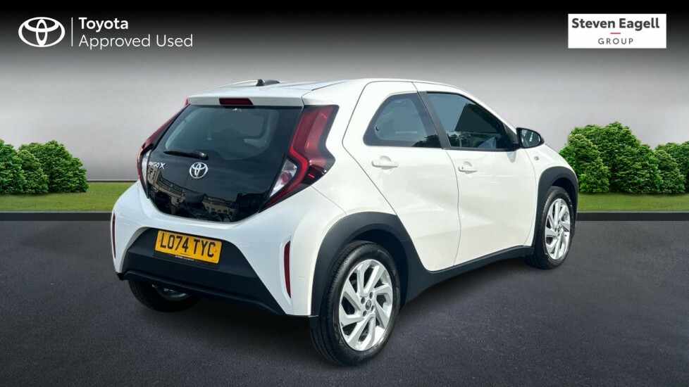 Toyota Aygo X 1.0 Vvt-i Pure X-shift Euro 6 Ss White #2