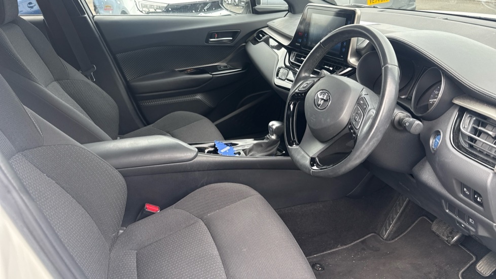 Toyota C-Hr Dynamic #12