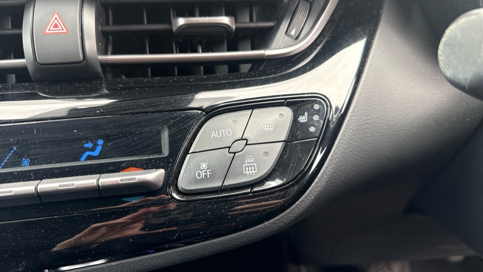 Toyota C-Hr Dynamic #40